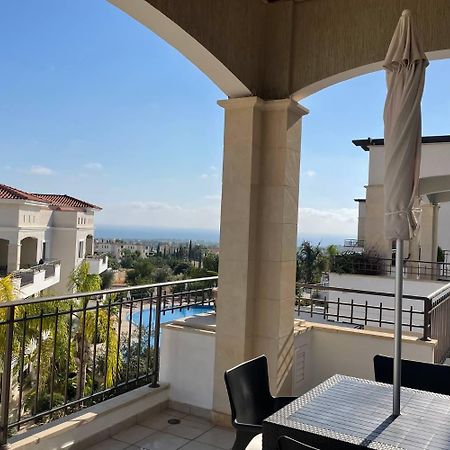Eleona'S Royal Gardens By Yiota - Luxury 2 Bed Apartment In Exclusive Complex 佩亚 外观 照片