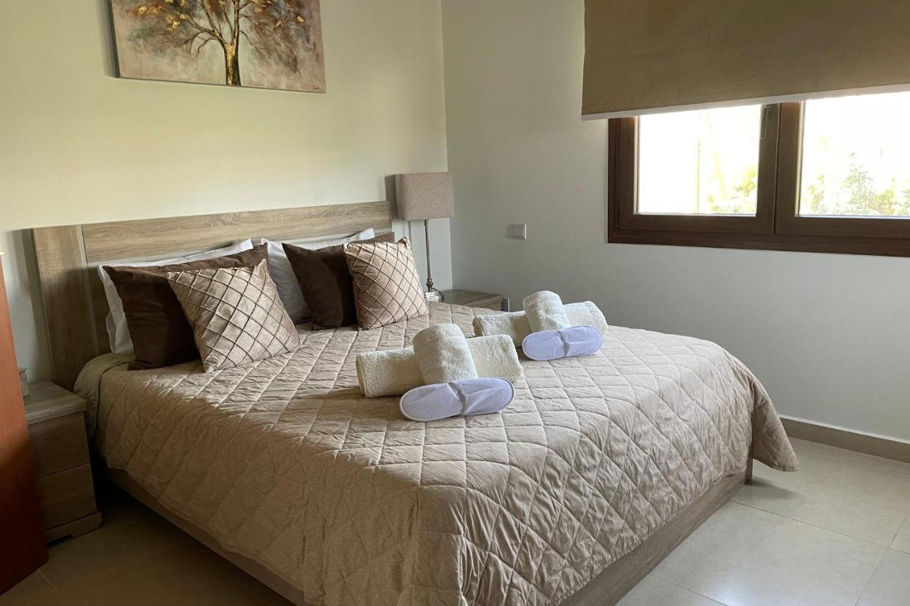 Eleona'S Royal Gardens By Yiota - Luxury 2 Bed Apartment In Exclusive Complex 佩亚 外观 照片